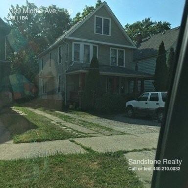 1309 Middle Ave-Unit -Up in Elyria, OH - Building Photo