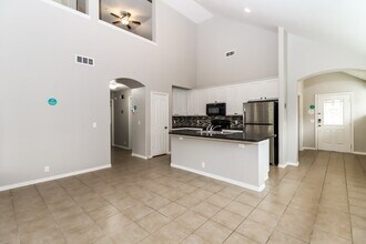 540 Kerry St in Crowley, TX - Building Photo - Building Photo