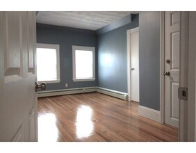 23 Athelwold St-Unit -3 in Boston, MA - Building Photo - Building Photo