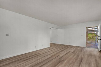 317 2nd St. in Manhattan Beach, CA - Building Photo - Building Photo