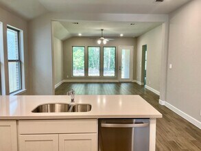 151 Harlequin Duck Ct in Magnolia, TX - Building Photo - Building Photo