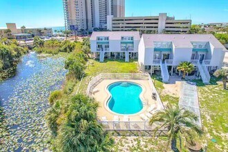 301 E Lullwater Dr in Panama City Beach, FL - Building Photo - Building Photo