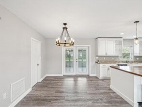 605 Gardenia St in Belleair, FL - Building Photo - Building Photo