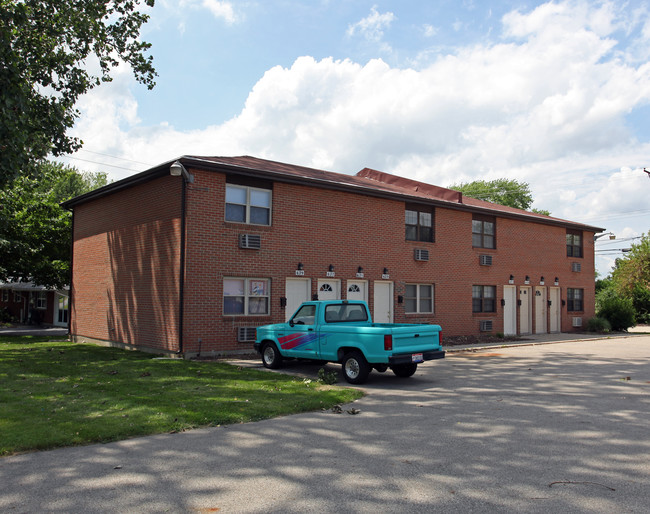 Grace Arms Apartments in Vandalia, OH - Foto de edificio - Building Photo