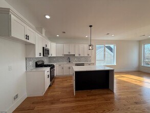 223 Monroe Ave in Plainfield, NJ - Building Photo - Building Photo