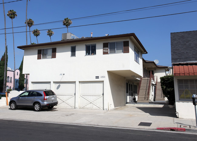 11321 Massachusetts Ave in Los Angeles, CA - Building Photo - Building Photo