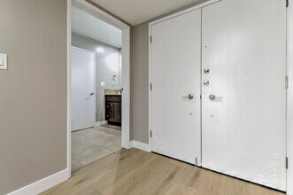 20625 Lemarsh St in Chatsworth, CA - Building Photo - Building Photo