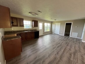 672 Privet Dr in Dandridge, TN - Building Photo - Building Photo