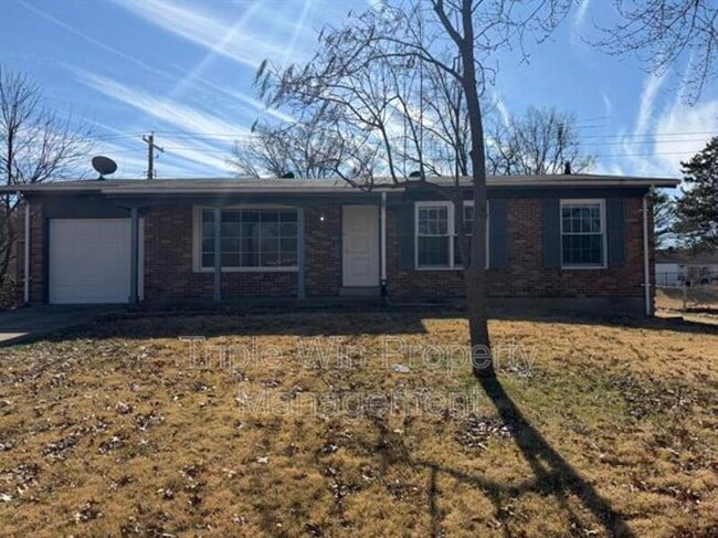 1344 Coppergate Ln in St. Louis, MO - Building Photo - Building Photo