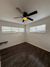 5010 Ennis St in Houston, TX - Building Photo - Building Photo