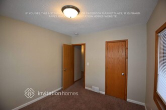 1705 Evergreen Ln N, Unit Railton Ct Apartments-1615-B5 in Plymouth, MN - Building Photo - Building Photo