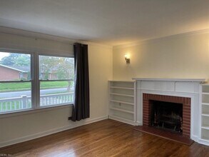 2754 Greendale Ave in Norfolk, VA - Building Photo - Building Photo