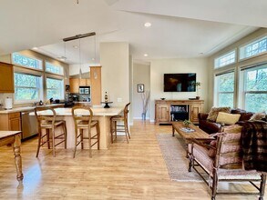 750 Bell Canyon Rd in Angwin, CA - Building Photo - Building Photo