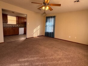 1916 SW E Ave in Lawton, OK - Building Photo - Building Photo
