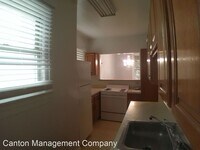 14 E Mt Vernon Pl photo'