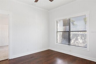 210 W Warren Ave in Tampa, FL - Building Photo - Building Photo