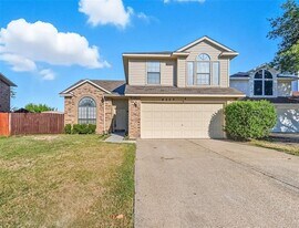 4327 Metronome Dr in Grand Prairie, TX - Building Photo