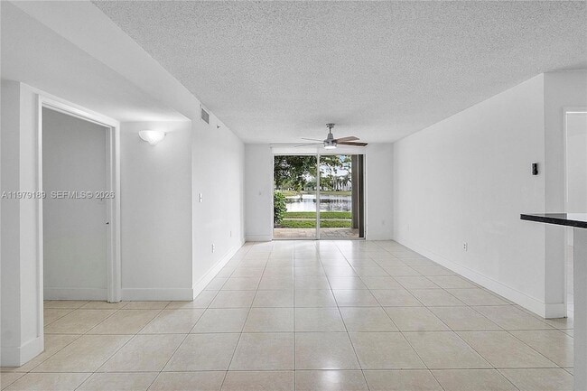 4440 NW 107th Ave, Unit 1087 in Doral, FL - Building Photo - Building Photo