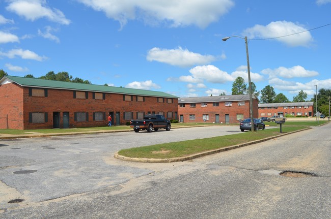 Houck Street Apartments in Sumter, SC - Building Photo - Building Photo