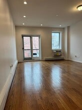 379 Kings Hwy in Brooklyn, NY - Building Photo - Building Photo