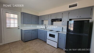 6747 N 26th Ave in Phoenix, AZ - Building Photo - Building Photo