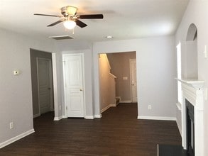 121 Whitby Dr in Mount Holly, NC - Building Photo - Building Photo