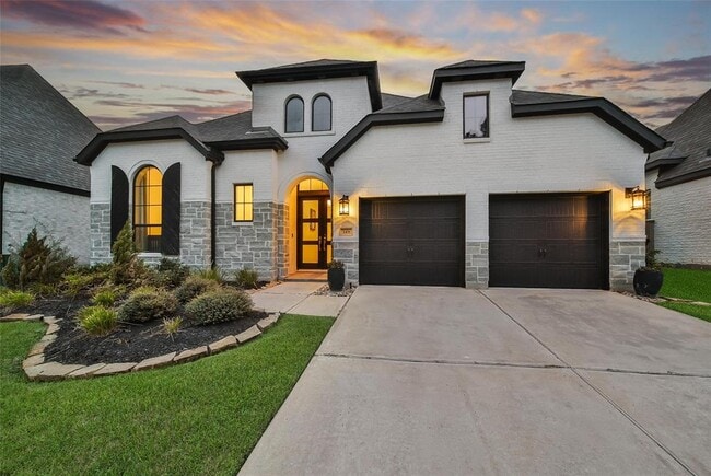 property at 149 Everest Dr