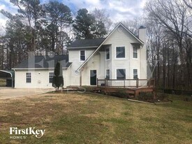 2215 Rock Springs Rd in Buford, GA - Building Photo