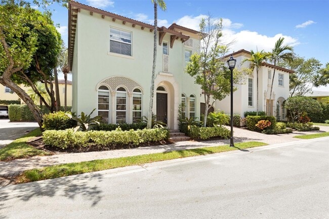 property at 105 Via Floresta Dr