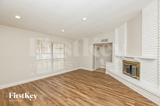 3724 Mulberry Ln in Bedford, TX - Building Photo - Building Photo