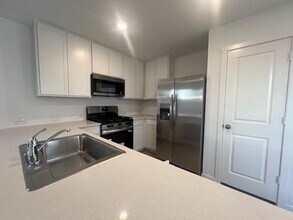 12165 Steeplechase Dr in Aubrey, TX - Building Photo - Building Photo