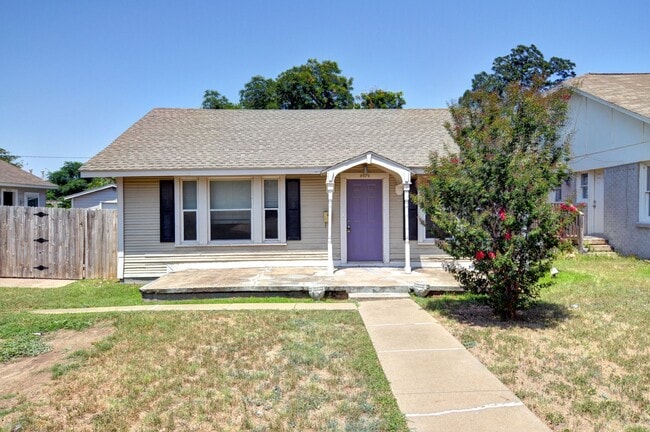 property at 2820 Frazier Ave