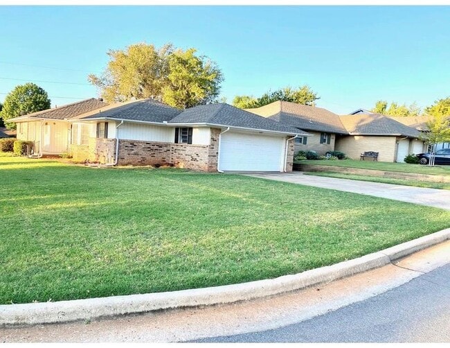 2401 NW 43rd Cir in Oklahoma City, OK - Building Photo - Building Photo