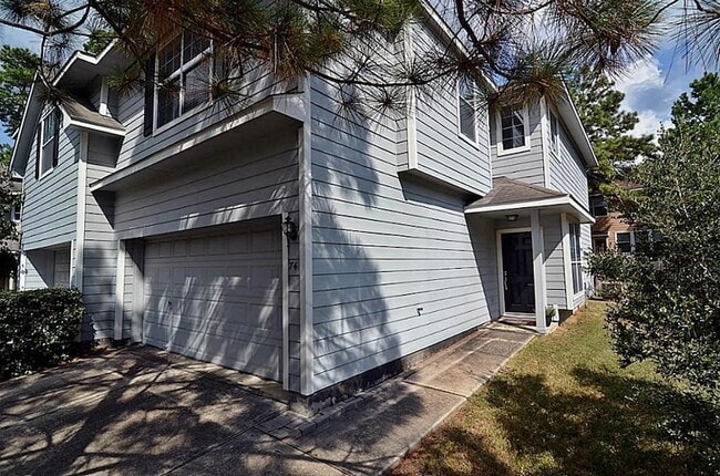 74 Blue Creek Ct