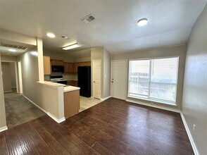 822 Savage Dr in Denton, TX - Building Photo - Building Photo