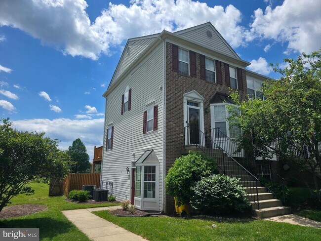 property at 1227 Rockland Ct