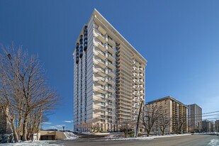 The Devonshire in Hackensack, NJ - Building Photo