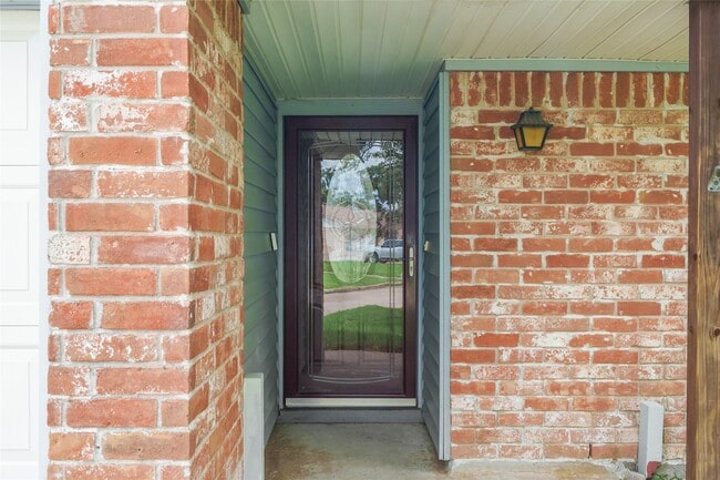 5039 Parkland St in Pasadena, TX - Building Photo - Building Photo