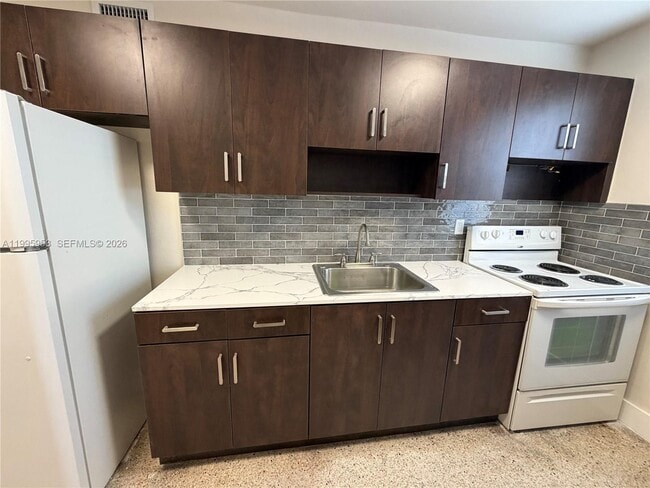 property at 1607 NW 16th Ave