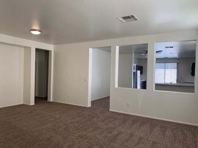 4320 Desert Park Ave in North Las Vegas, NV - Building Photo - Building Photo