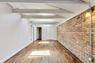 1804 N Sheffield Ave, Unit 1R in Chicago, IL - Foto de edificio - Building Photo