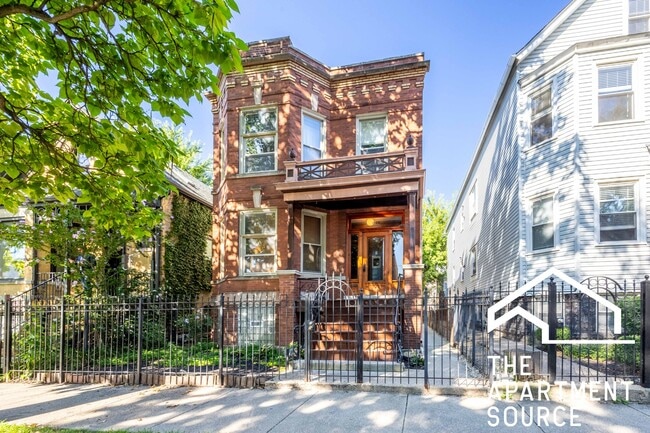 2120 N Sawyer Ave, Unit 1