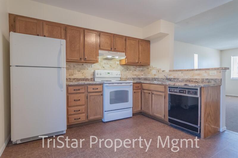 3266 Vail Pass Dr in Colorado Springs, CO - Building Photo