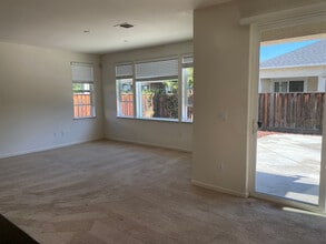 830 San Bernardo Ln in Morgan Hill, CA - Building Photo - Building Photo