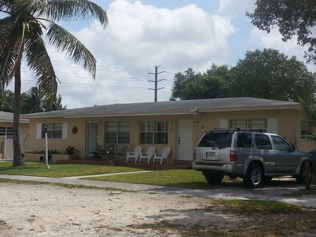 301 Florida Blvd in Miami, FL - Foto de edificio