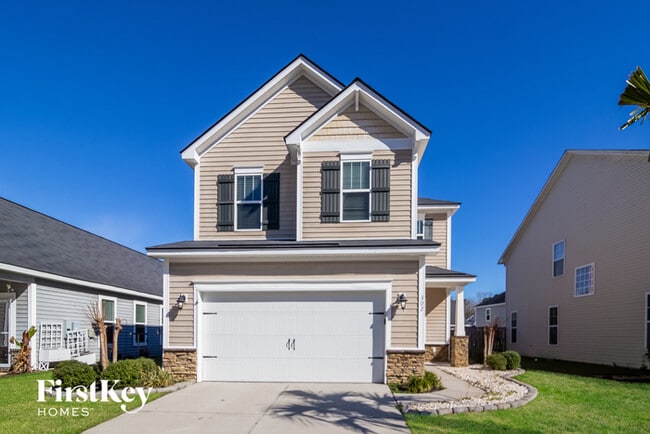 property at 302 Oglethorpe Cir