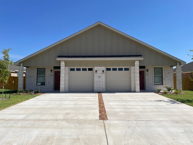 1107 Carlsberg Dr, Unit Unit A