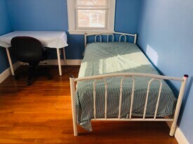 53 Germain Ave, Unit 2R in Quincy, MA - Building Photo