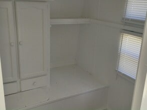 925 Ponce De Leon Blvd in Brooksville, FL - Foto de edificio - Building Photo