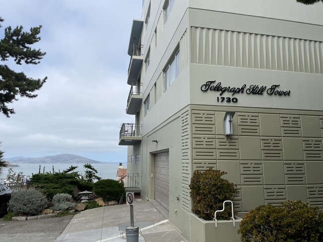 Telegraph Hill - 1 bedroom/2 bath